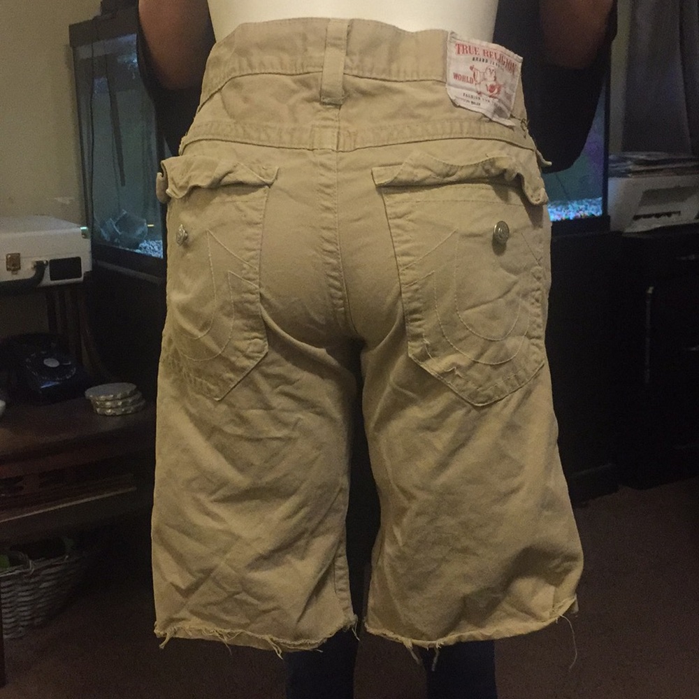 Shorts - Picture 2 of 2